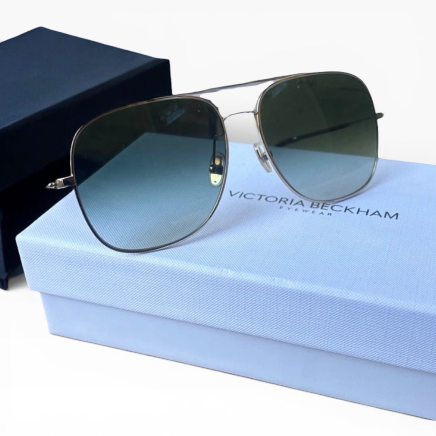 Victoria Beckham VB215S Sunglasses