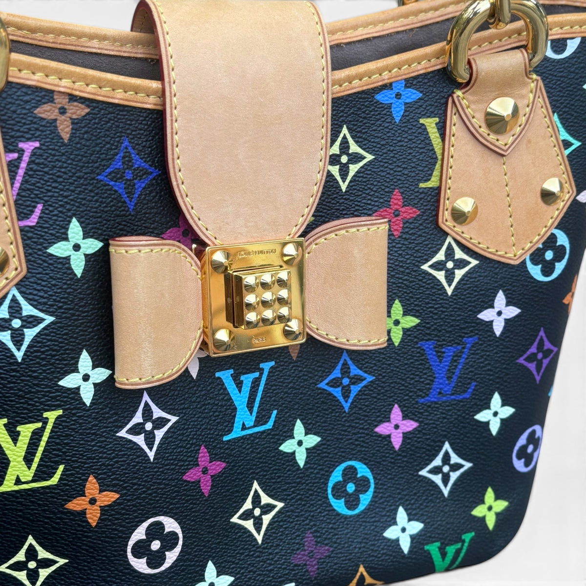 Louis Vuitton Murakami Annie MM Black Multicolore Bag product photograph 2 - VaultedVIP
