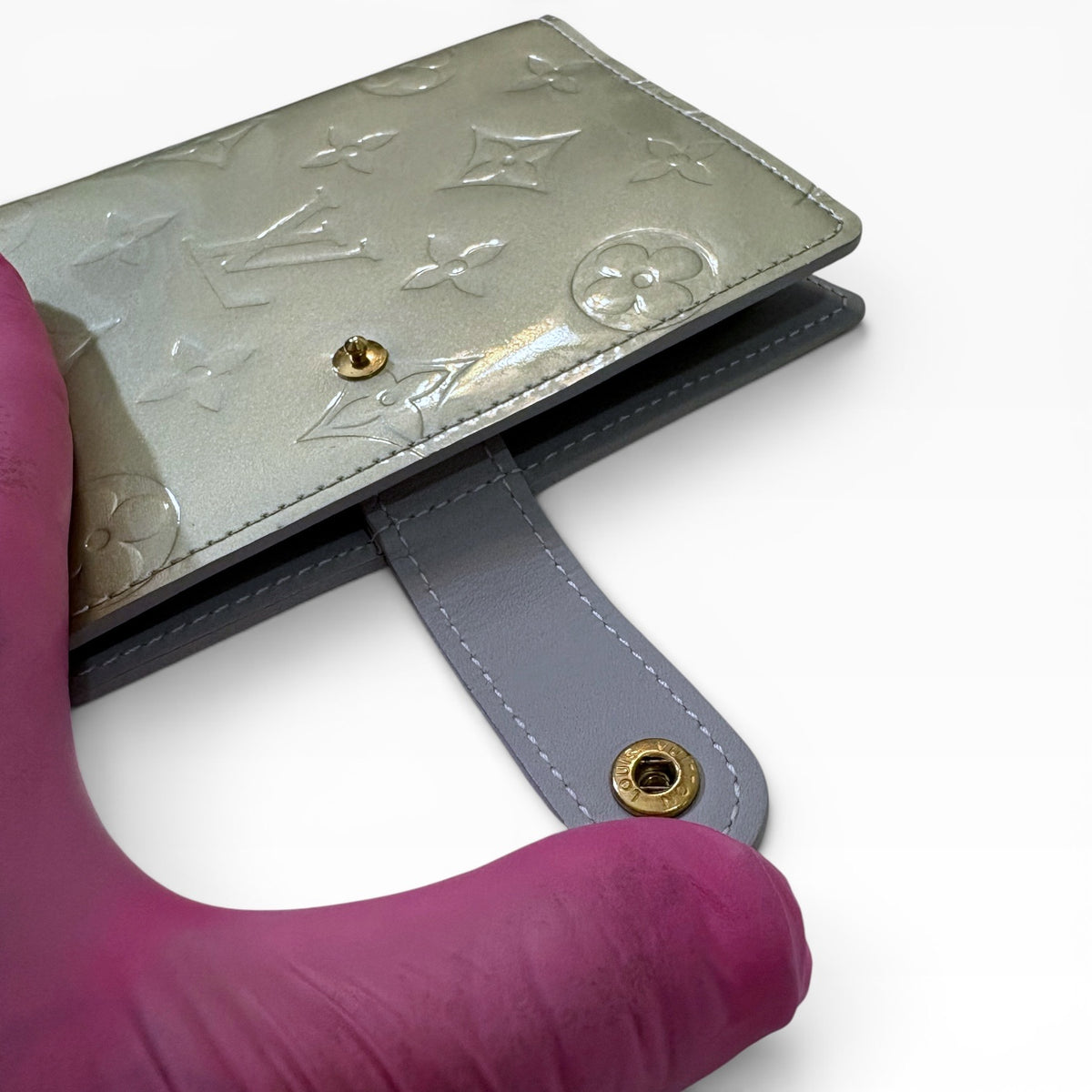 Louis Vuitton Agenda PM Silver Monogram Vernis product photograph 8 - VaultedVIP