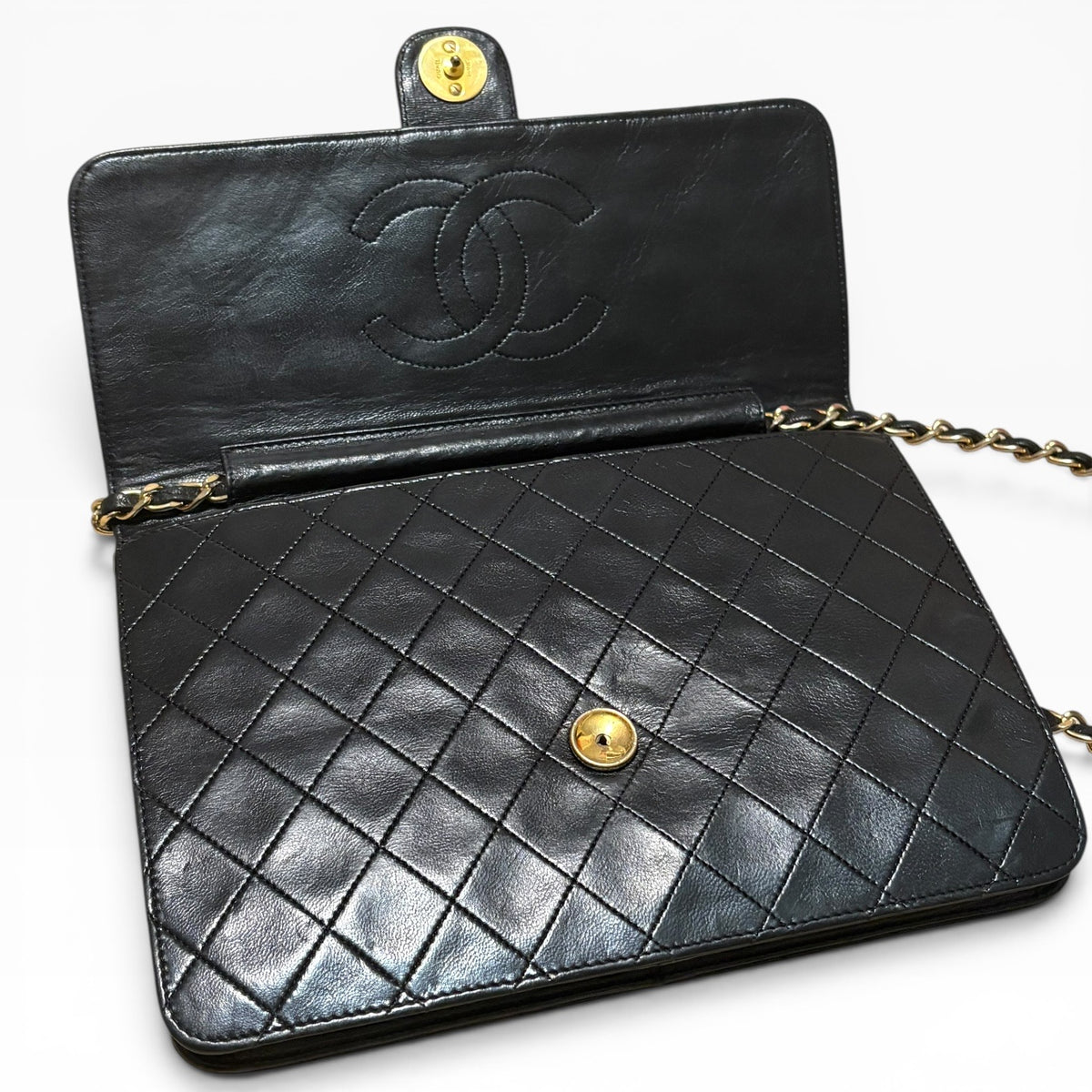 CHANEL Vintage 1980s Black Lambskin Single Flap product photograph 11 - VaultedVIP