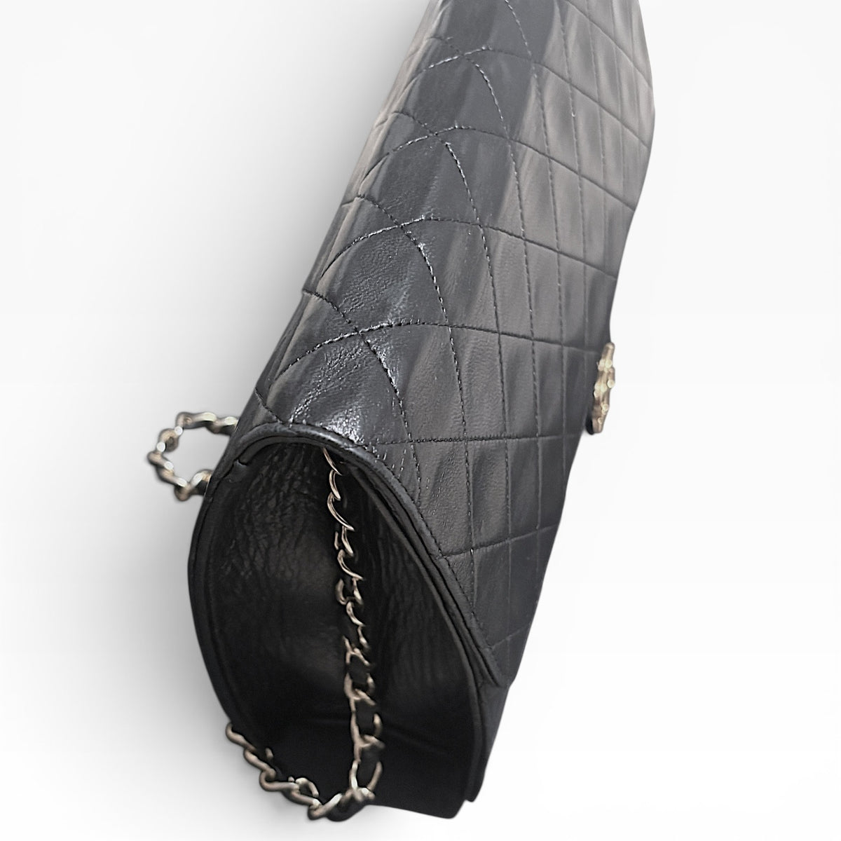 CHANEL Vintage 1980s Black Lambskin Single Flap product photograph 9 - VaultedVIP