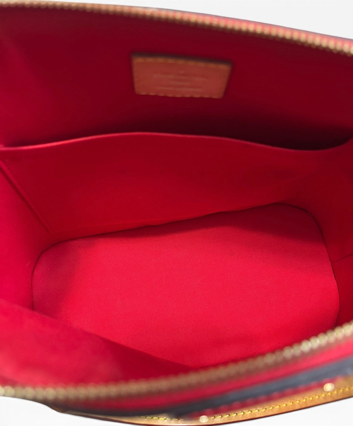 Louis Vuitton Montebello MM product photograph 12 - VaultedVIP