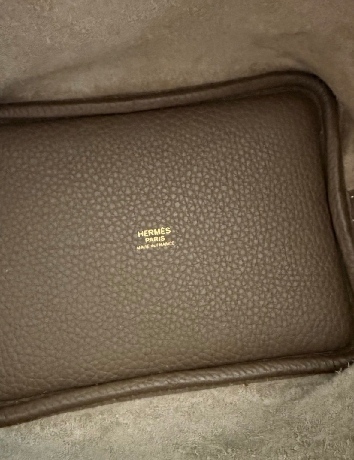 HERMES Picotin Lock 18 Etoupe Clemence Gold product photograph 12 - VaultedVIP