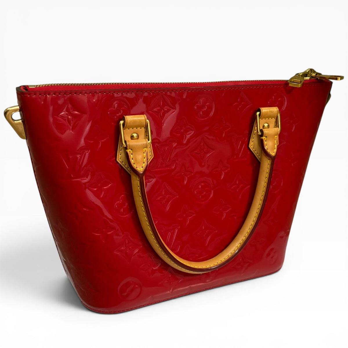 Louis Vuitton Montebello MM product photograph 4 - VaultedVIP