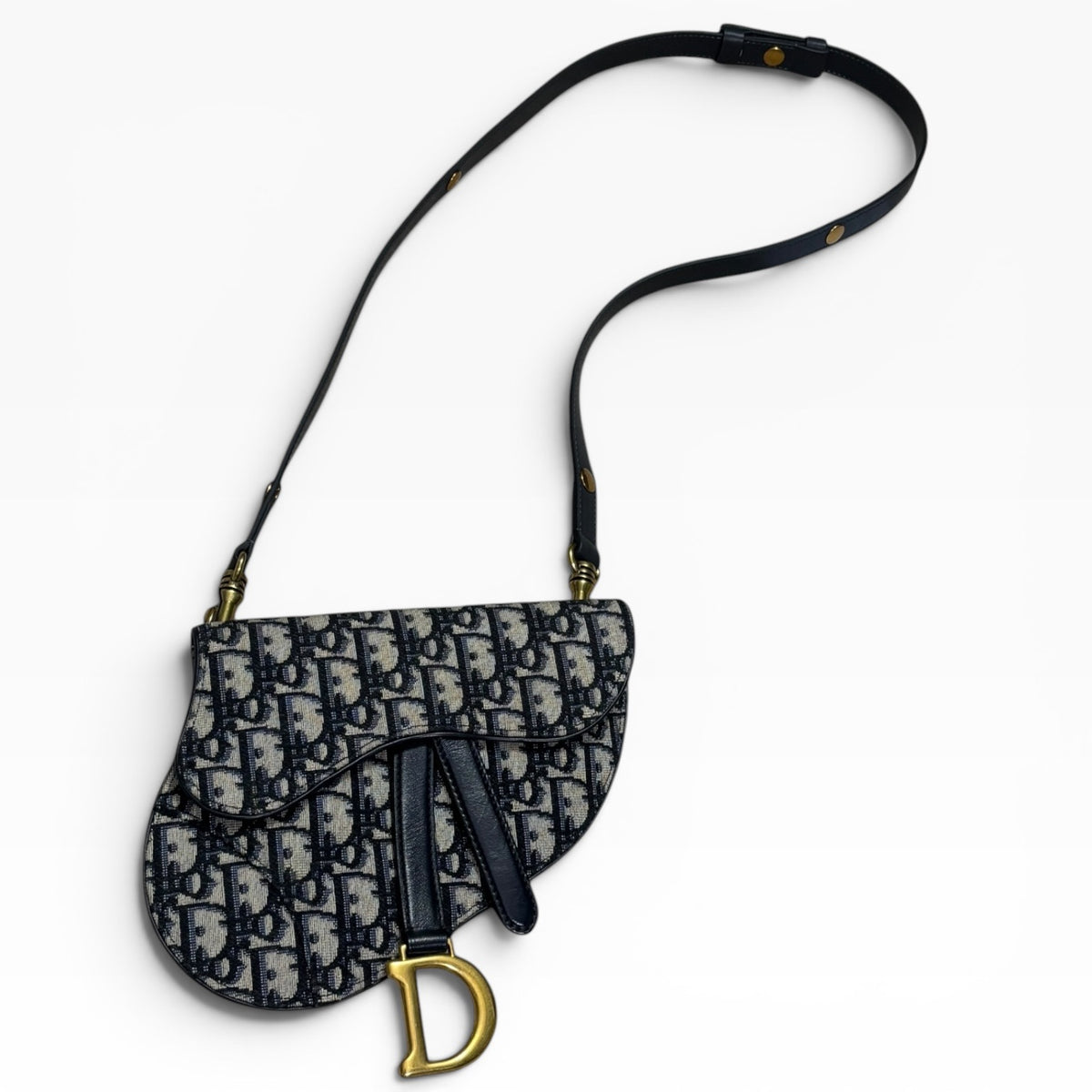 Christian Dior Mini Saddle Belt Bag Navy Oblique product photograph 5 - VaultedVIP