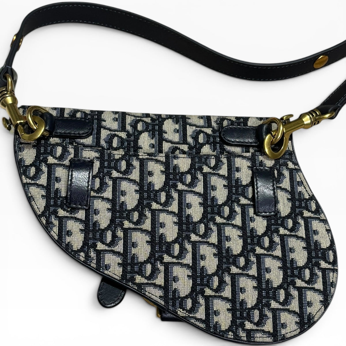 Christian Dior Mini Saddle Belt Bag Navy Oblique product photograph 8 - VaultedVIP