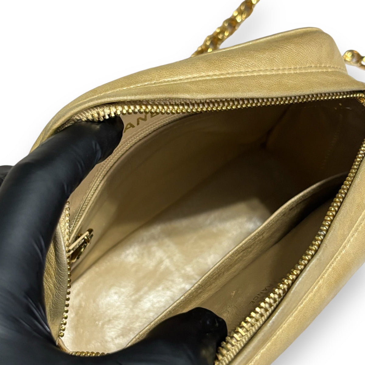 CHANEL Vintage Bijoux Tassel Metallic Gold Shoulder Bag product photograph 9 - VaultedVIP