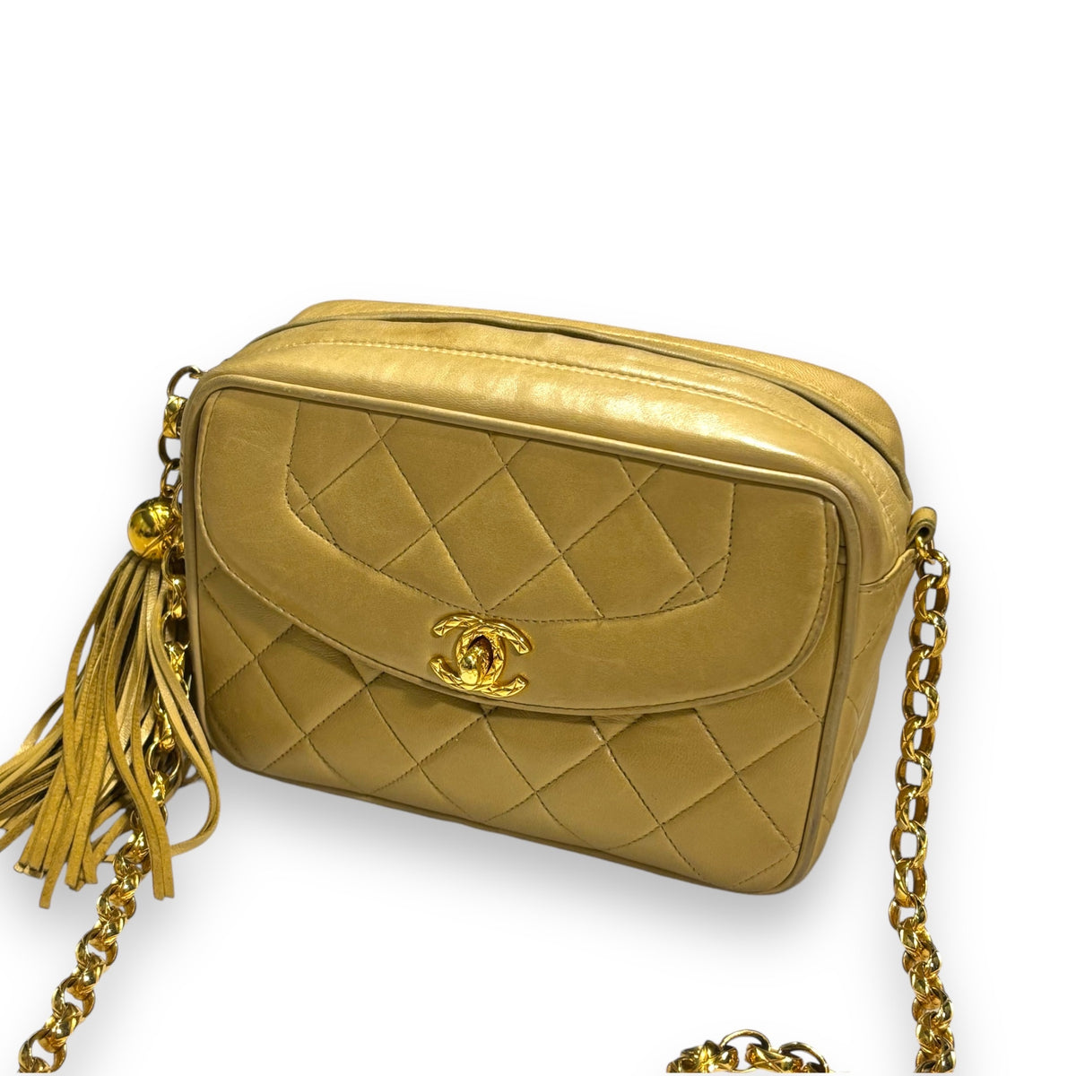 CHANEL Vintage Bijoux Tassel Metallic Gold Shoulder Bag product photograph 4 - VaultedVIP