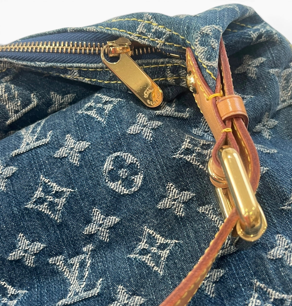 Louis Vuitton Vintage Monogram Denim Baggy GM Blue M95048 product photograph 10 - VaultedVIP