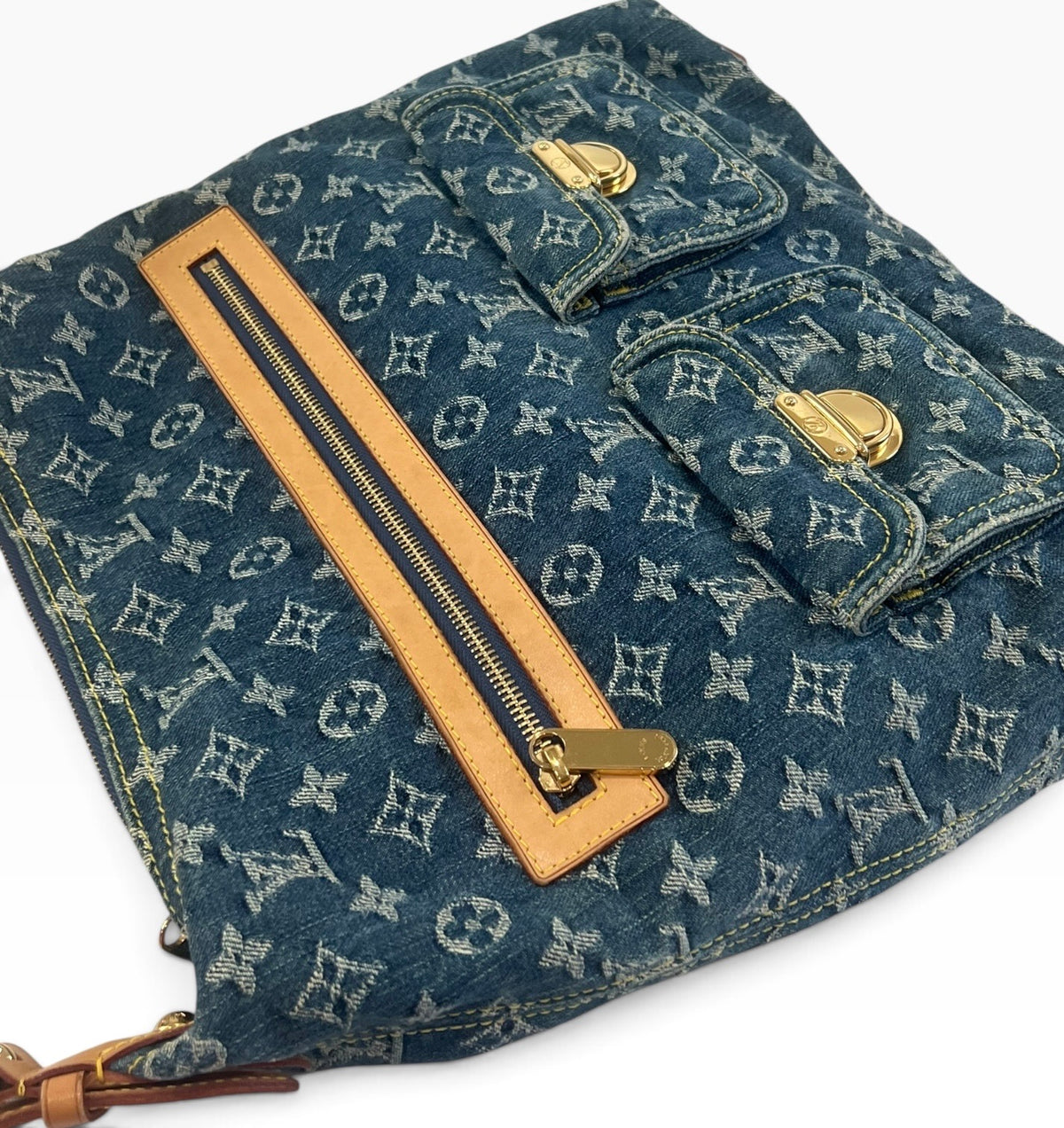 Louis Vuitton Vintage Monogram Denim Baggy GM Blue M95048 product photograph 11 - VaultedVIP