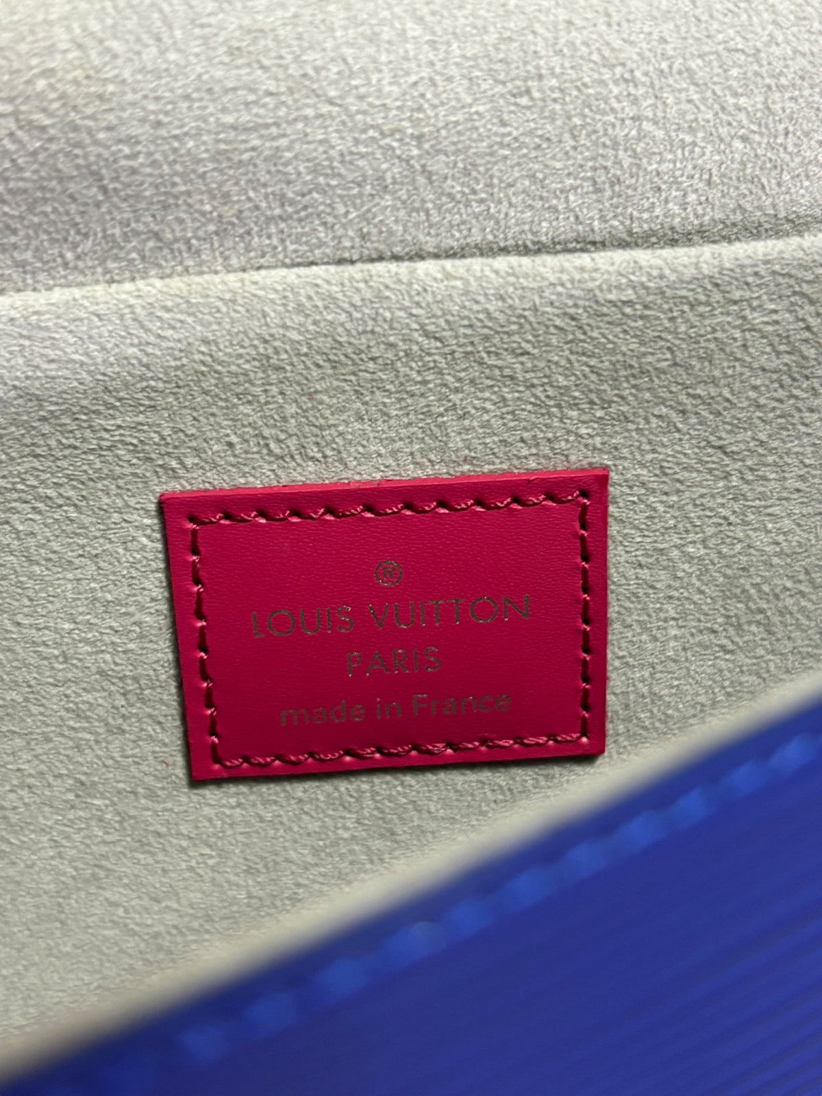 Louis Vuitton Felicie Pochette Fuchsia Indigo Epi 2016 product photograph 11 - VaultedVIP
