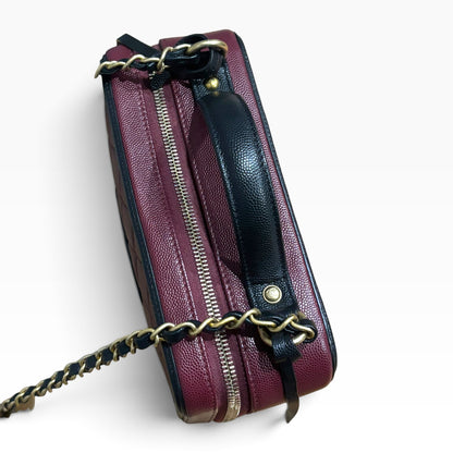 CHANEL CC Filigree Medium Vanity Case Burgundy Caviar 2019 product photograph 10 - VaultedVIP