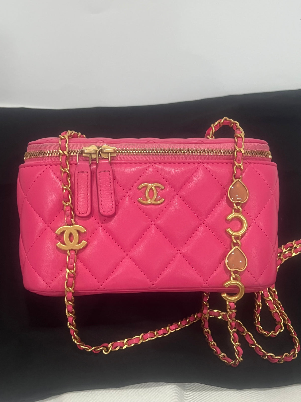 CHANEL Coco Hearts Small Vanity Pink Lambskin product photograph 5 - VaultedVIP