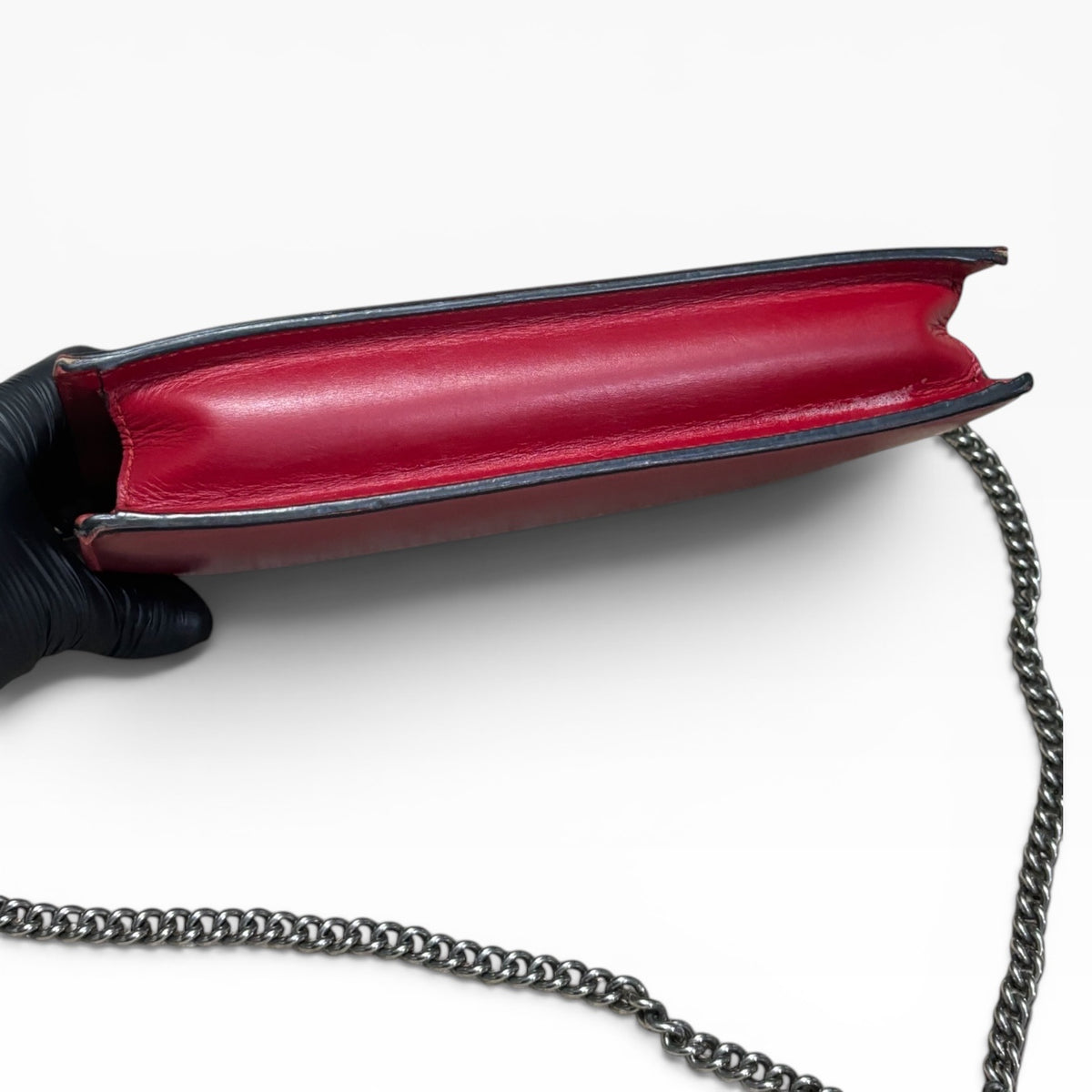Gucci Lilith Red Leather Snake Head Shoulder Bag product photograph 7 - VaultedVIP