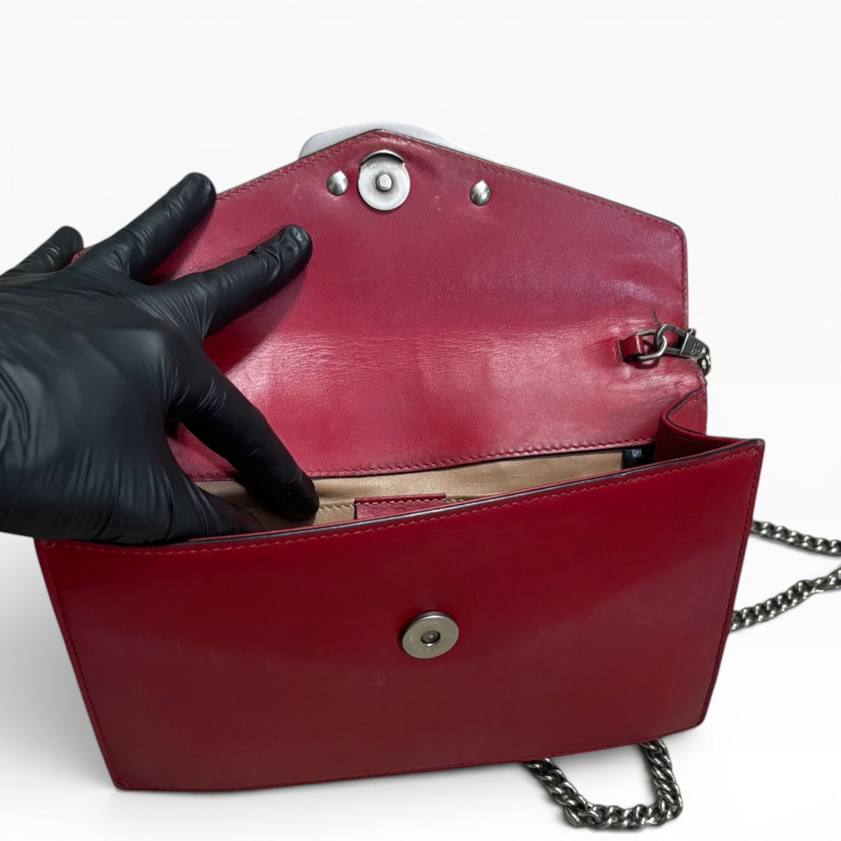 Gucci Lilith Red Leather Snake Head Shoulder Bag product photograph 8 - VaultedVIP