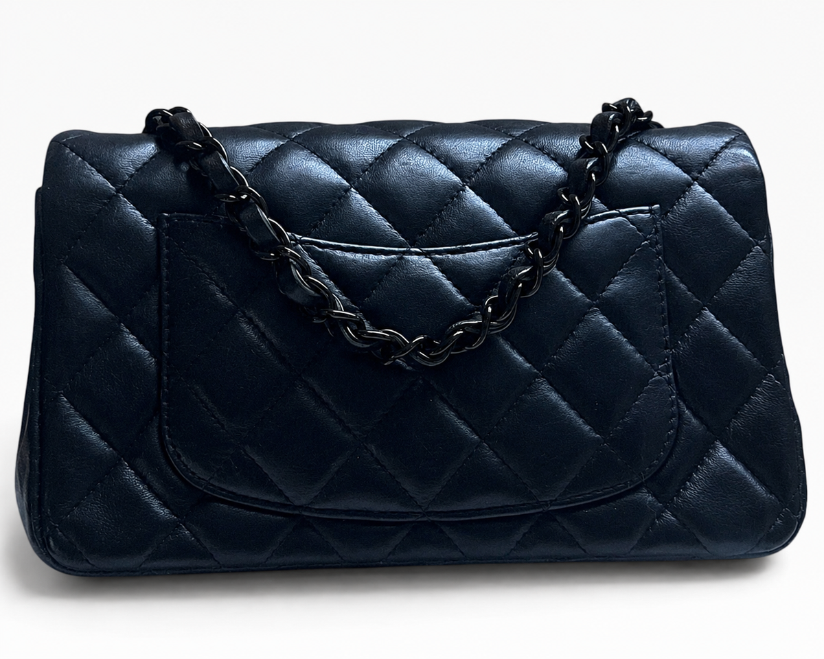 CHANEL Classic Double Flap Black Caviar Black Hardware product photograph 7 - VaultedVIP