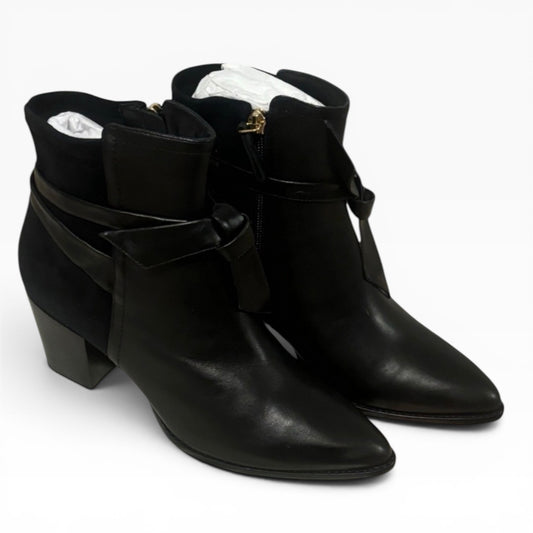 Alexandre Birman Clarita Black Ankle Boots Size 40 product photograph 1 - VaultedVIP