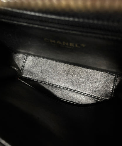 CHANEL CC Filigree Medium Vanity Case Burgundy Caviar 2019 product photograph 13 - VaultedVIP