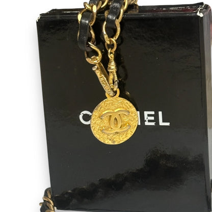 CHANEL Vintage 1982 CC Chain Belt Necklace product photograph 3 - VaultedVIP
