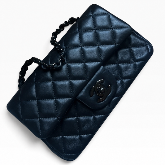 CHANEL Classic Double Flap Black Caviar Black Hardware product photograph 1 - VaultedVIP
