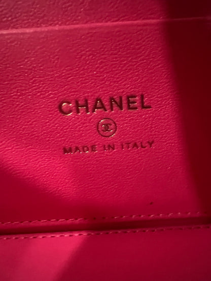 CHANEL Coco Hearts Small Vanity Pink Lambskin product photograph 10 - VaultedVIP