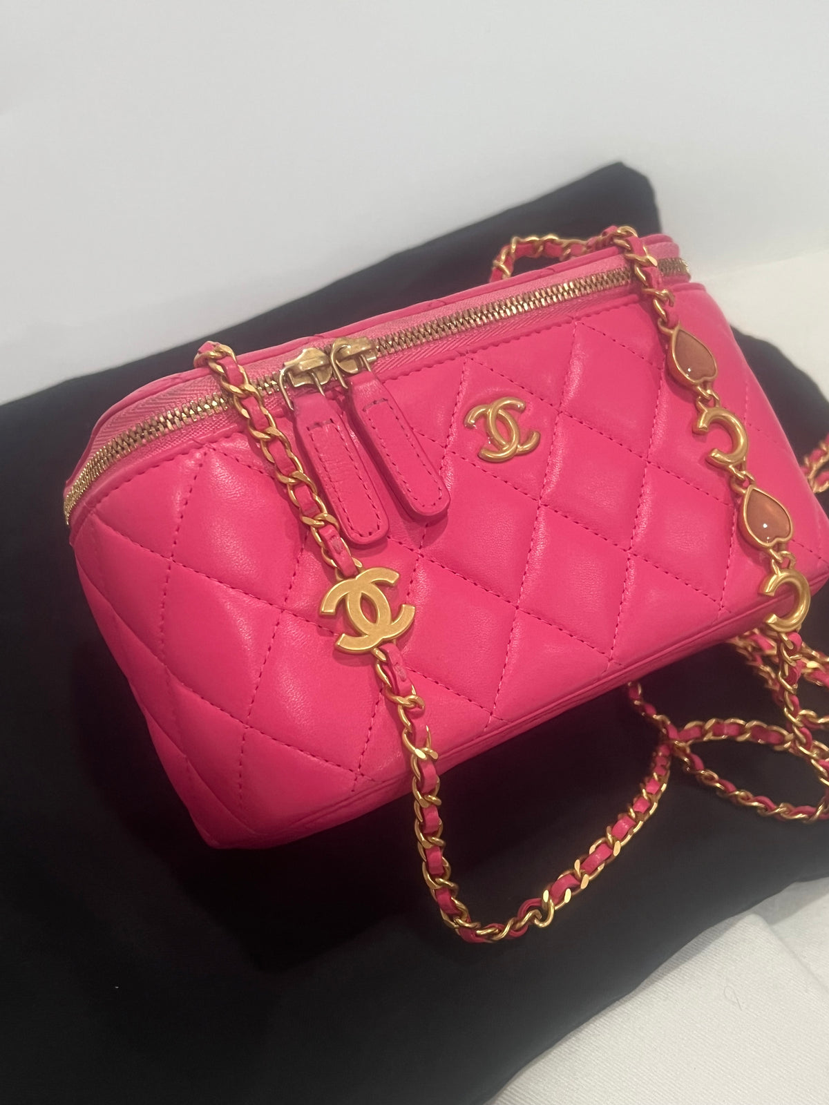 CHANEL Coco Hearts Small Vanity Pink Lambskin product photograph 4 - VaultedVIP