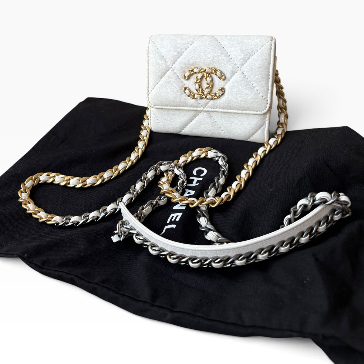 CHANEL 19 White O-Coin Purse Chain Crossbody product photograph 2 - VaultedVIP