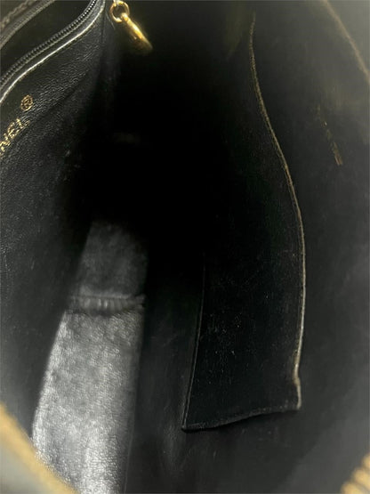 CHANEL Vintage Caviar Briefcase Tote Black Gold Hardware - photograph 11