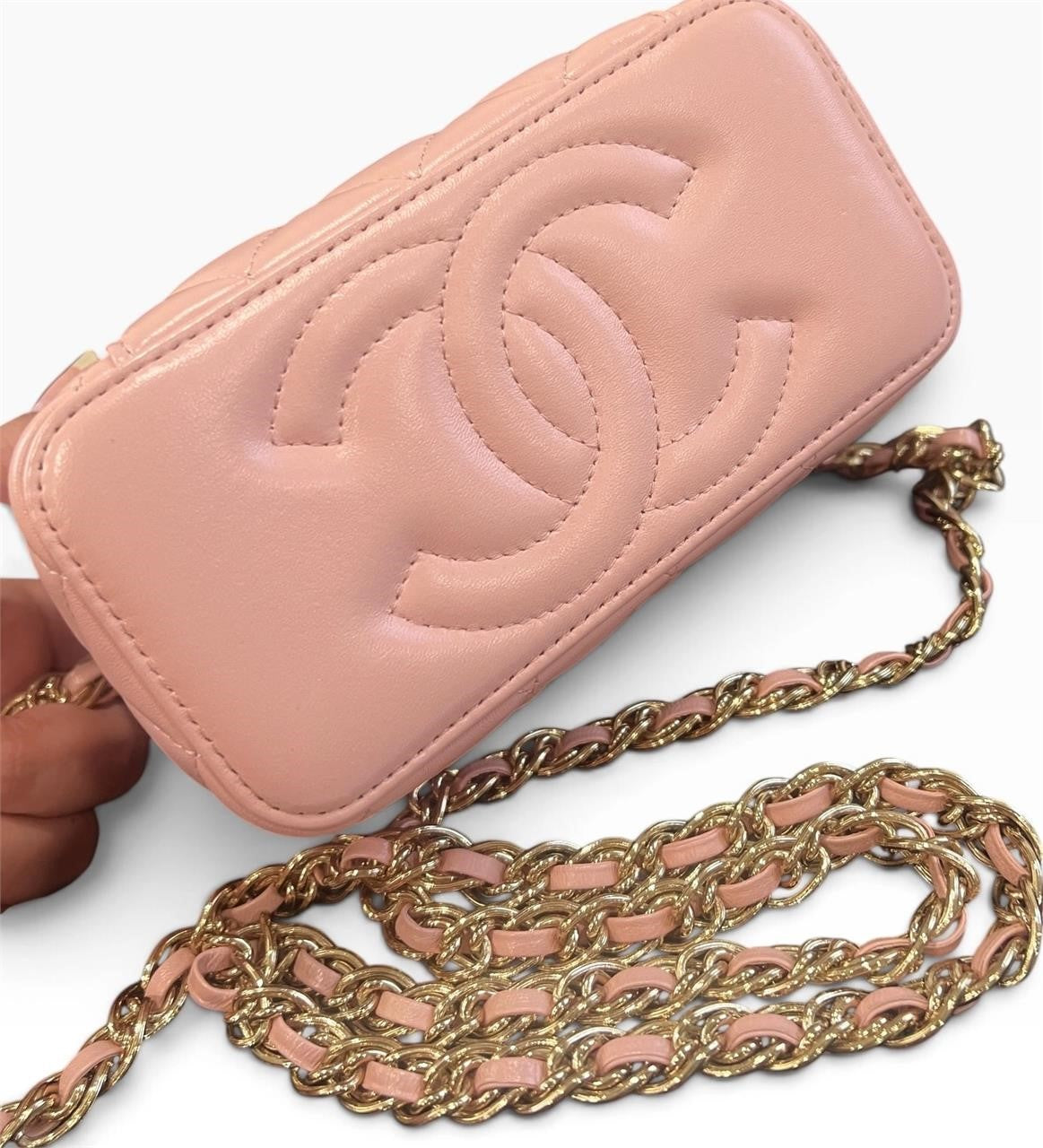 CHANEL Quilted Pink Lambskin Chain Top Handle Vanity Case - photograph 10